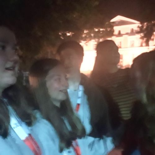 2149157b-7788-43d1-8b82-0309f6b95aaf1)