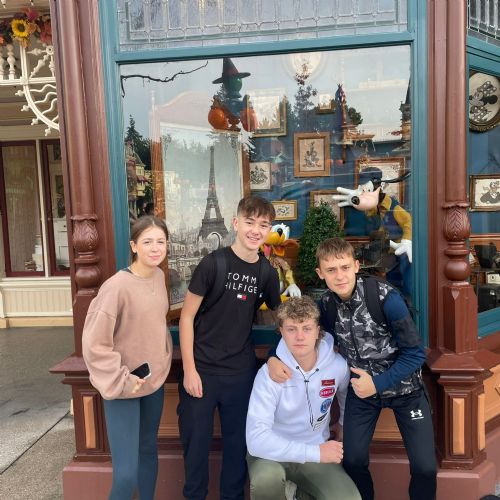 6ba6c108-f063-4227-8d0e-04444a3e95501)