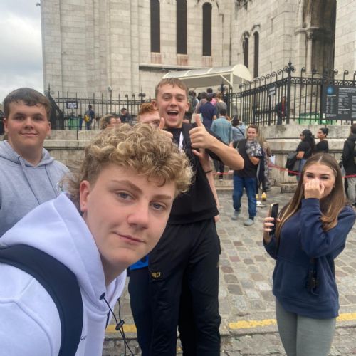 74fbfe37-1629-47f5-97b6-6f15128abe582)