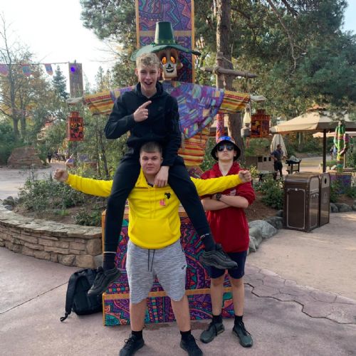 76bab58e-66ab-4d9d-b780-601cce99620a2)