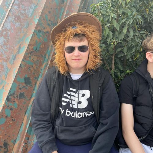 b6967ecf-3211-40e8-9ed6-b974408d5f361)