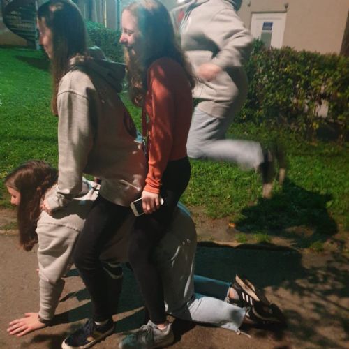 cd0dffa9-e434-46a2-bb74-2ddcdd37a5a31)