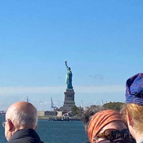 6C2C4EFE-53A7-43C2-99D1-AB94F5FBBCEF