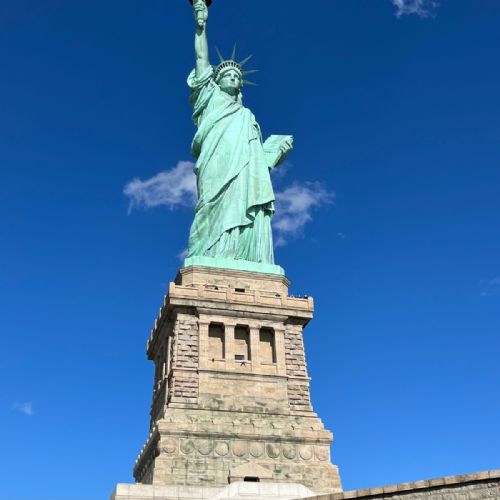 87364100-2C60-4CFC-9F90-FF41AB266C0A