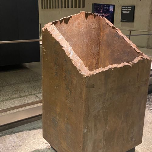 89B1C699-F9AB-401E-8D91-9AAA626187B2