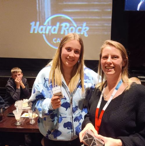 CAFC037E-186E-4ED3-BEC9-7333289AEEF4