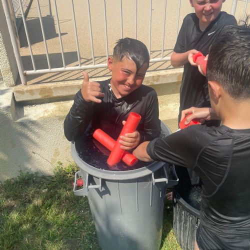 3fd88848-e704-4baa-9268-515c205b8eda2)