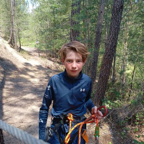 51879f41-a80b-4d86-9cf4-8eb6890188482)