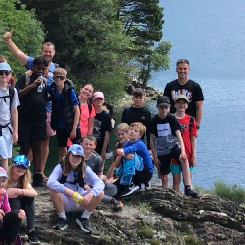 55f57313-8034-4c8a-a96a-45f25d60e1532)