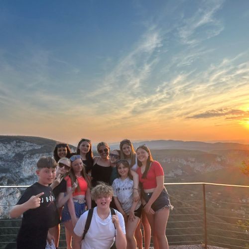 6ac0d54d-c425-471d-a784-6a863cc4b72c2)