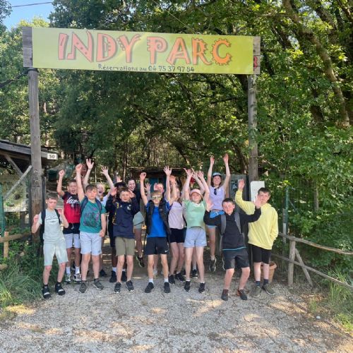 9076896d-17ce-4ce4-b737-01d3cefea7352)