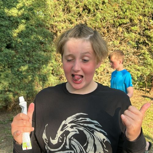 9323ad26-efd0-4e75-851b-a7f17dd6fe412)