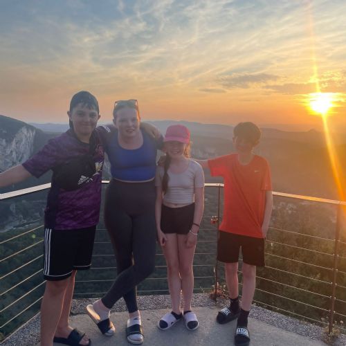 988b83d5-952c-466e-b2fe-ddd1b39674172)