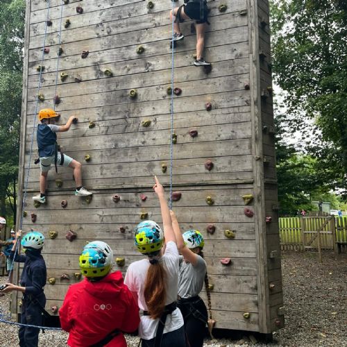 ECQR4728, GXBX0876, VCSE5125, F292086D-C392-453F-AAAF-94D069C4A856